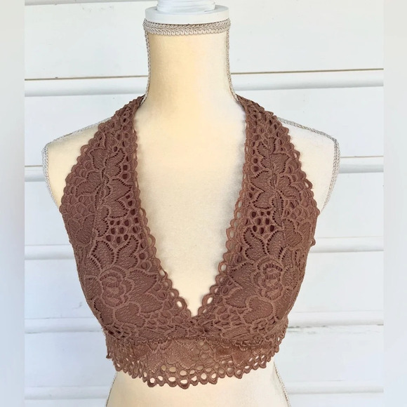 Zenana Outfitters Other - Zenana Outfitters Woman’s Brown Lace Halter & Clasp Bralette Size Large
